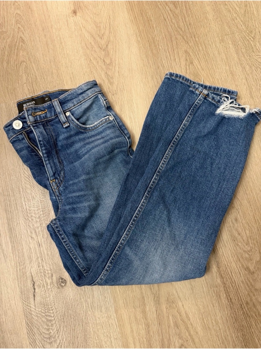 Hudson Jeans Women’s Medium Blue Slim Straight Jeans size 24